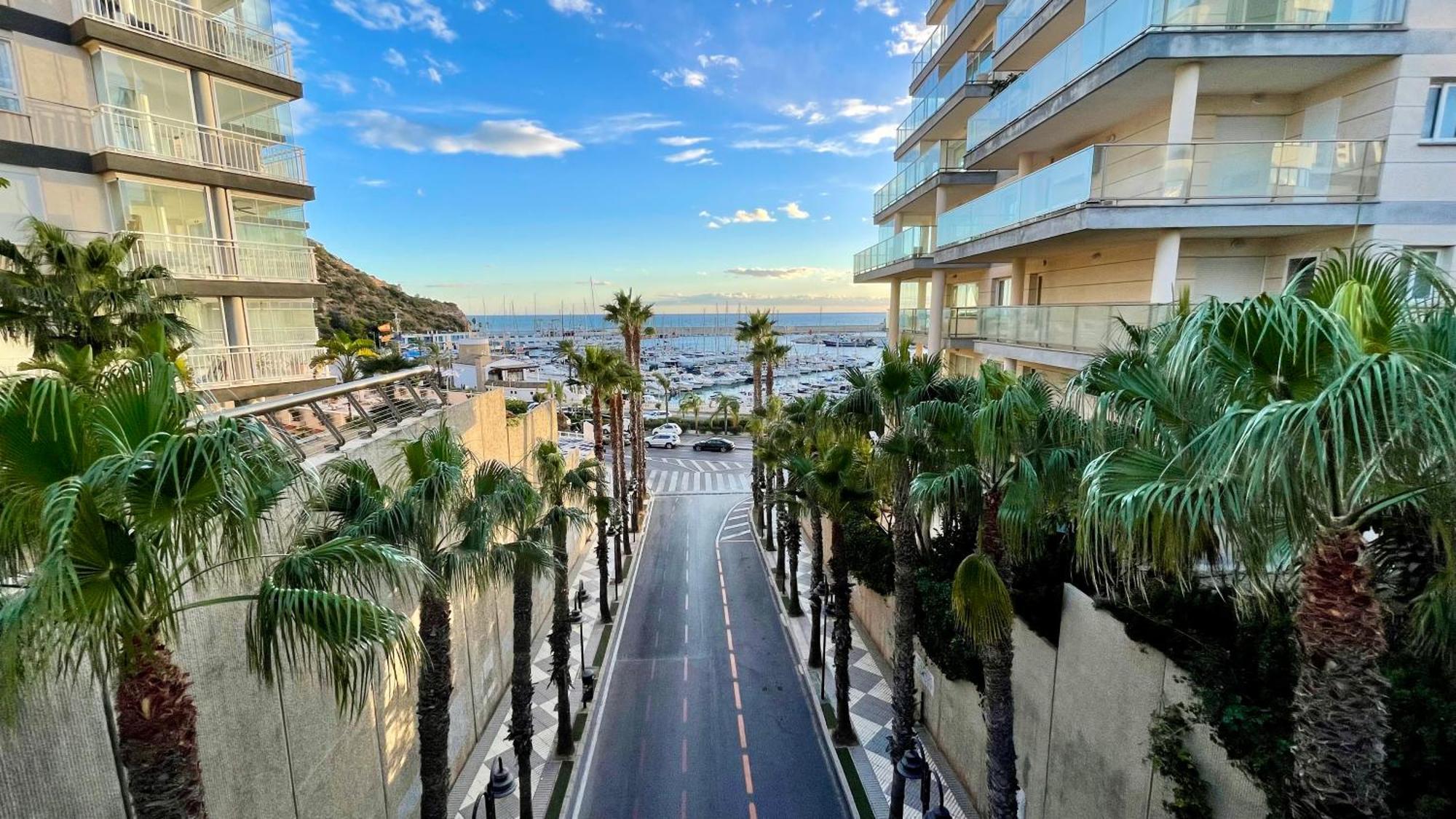 Best Location Apartamento En La Mejor Ubicacion De Calp Con Parking Экстерьер фото